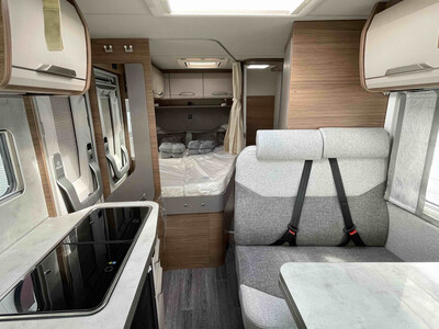 KNAUS VAN I 550 MF - VELETRŽNÍ CENOVÁ NABÍDKA 