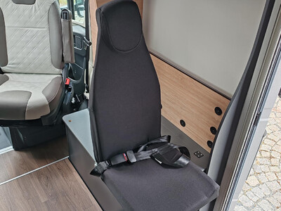 KNAUS L!VE WAVE 700 MEG PLATINUM SELECTION - VELETRŽNÍ CENOVÁ NABÍDKA