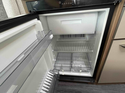 KNAUS VAN I 550 MF - VELETRŽNÍ CENOVÁ NABÍDKA 