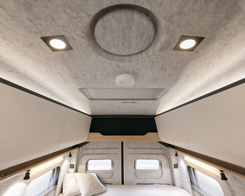 MAXIA VAN