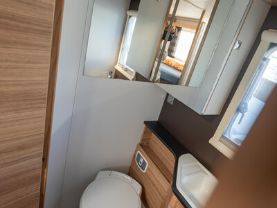 Adria Matrix Axess M670 SL