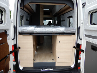 HOBBY MAXIA VAN 680 ET - VELETRŽNÍ CENOVÁ NABÍDKA 