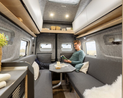 MAXIA VAN