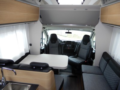 ADRIA Coral XL Axess 650 SP
