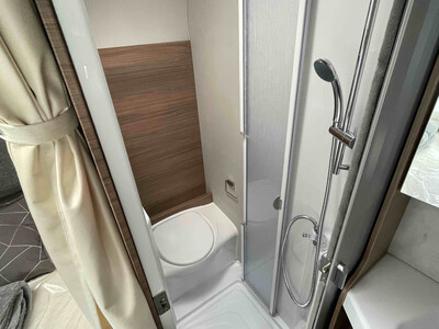 KNAUS VAN I 550 MF - VELETRŽNÍ CENOVÁ NABÍDKA 