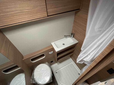 Weinsberg CaraHome 650 MEG - VELETRŽNÍ CENOVÁ NABÍDKA