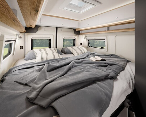 PRESTIGE VAN "First Edition"