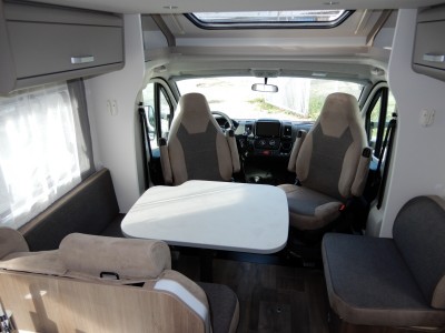 CARADO T447