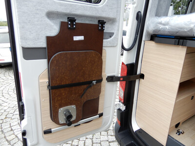 HOBBY MAXIA VAN 680 ET - VELETRŽNÍ CENOVÁ NABÍDKA 