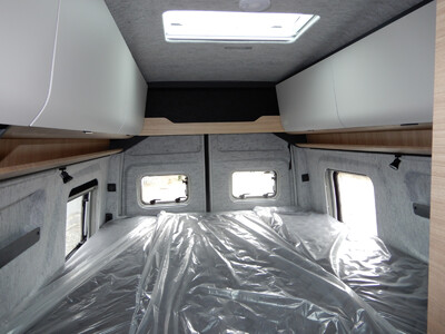 HOBBY MAXIA VAN 680 ET - VELETRŽNÍ CENOVÁ NABÍDKA 