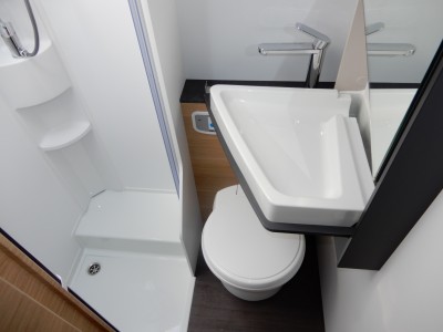 ADRIA Coral XL Axess 600 DP - AKCE LÉTO
