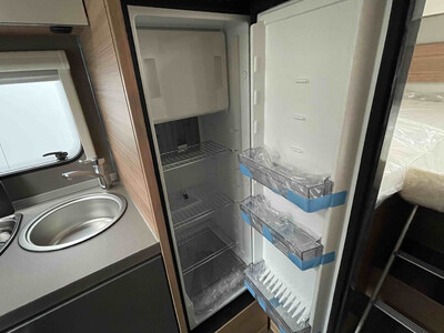 Weinsberg CaraHome 650 MEG - VELETRŽNÍ CENOVÁ NABÍDKA