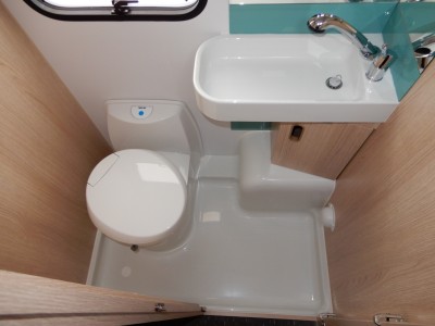 ADRIA AVIVA 400 DK - AKCE LÉTO
