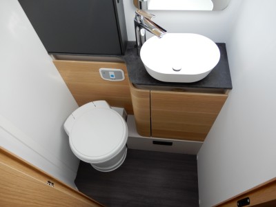 ADRIA Matrix Axess 670 SL