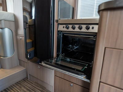 ADRIA Matrix Supreme M687 SL - komisní prodej