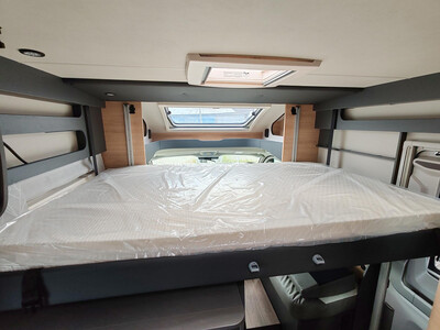 KNAUS L!VE WAVE 700 MEG PLATINUM SELECTION - VELETRŽNÍ CENOVÁ NABÍDKA